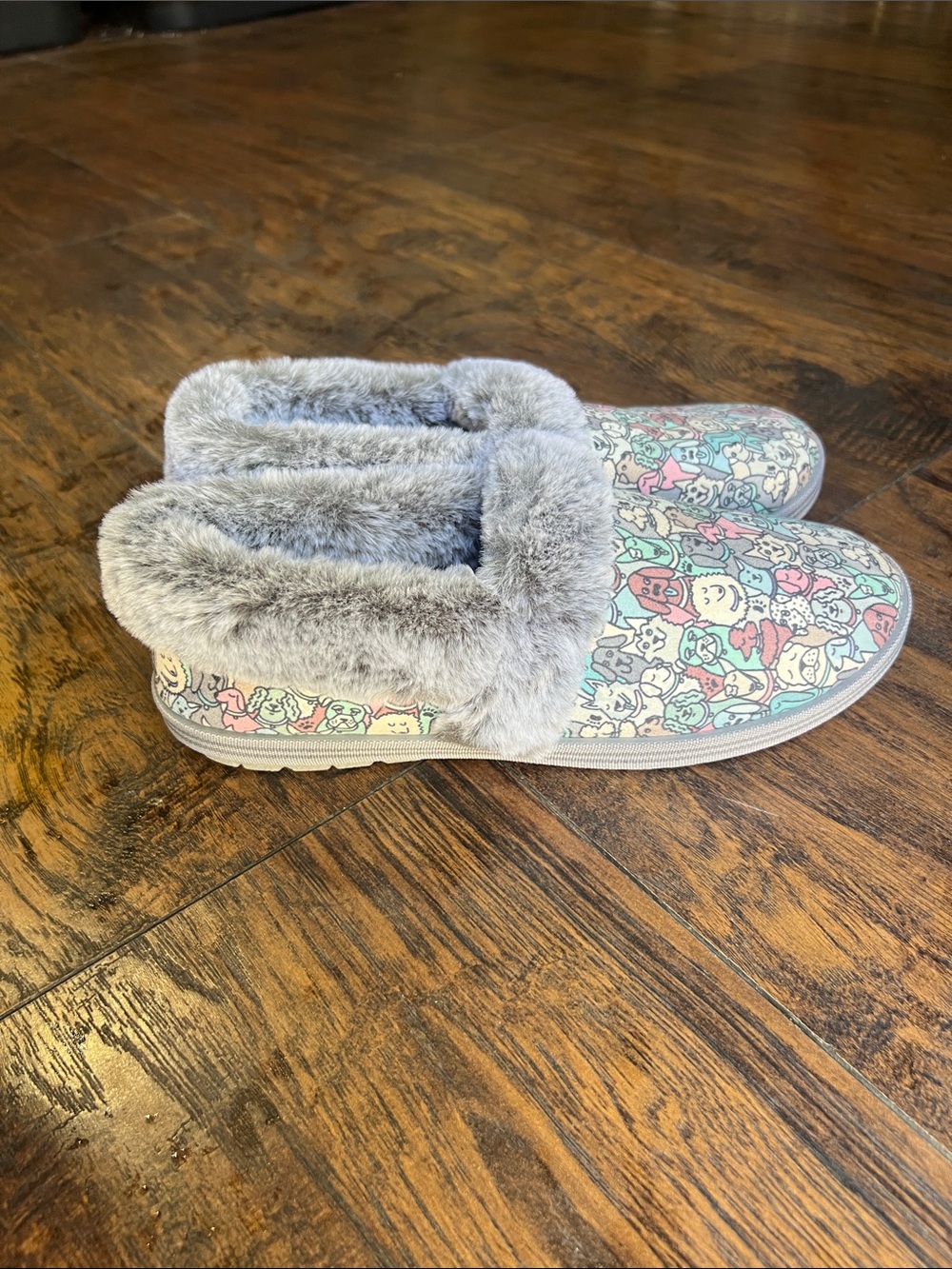 BOBS for Skechers Too Cozy Dressy Dog Slippers Furry Gray size 8 Like New